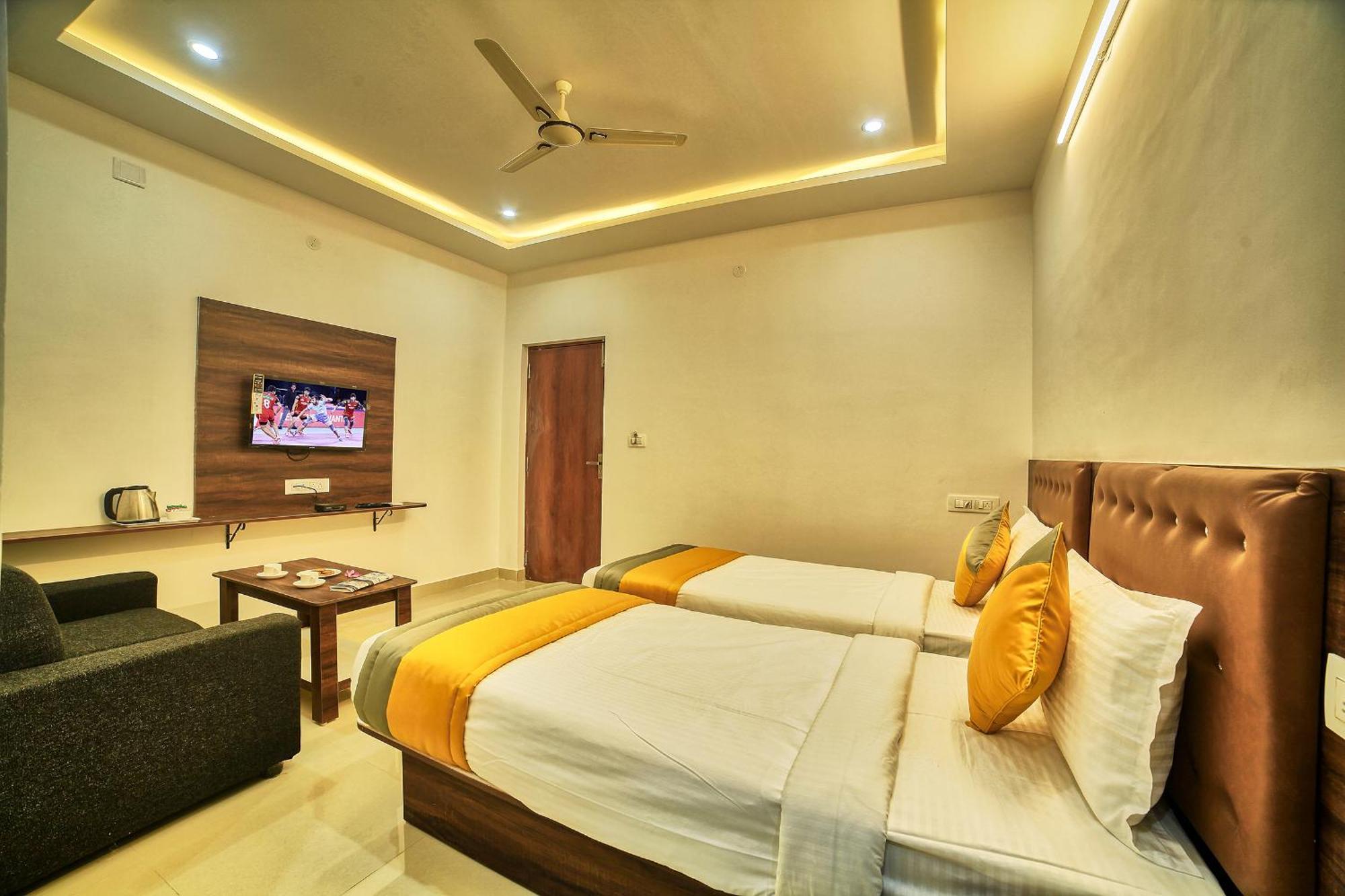 Visa Inn Hotel 4Kms From Airport L Free Airport Pickup & Drop 24X7 Devanahalli Exterior photo